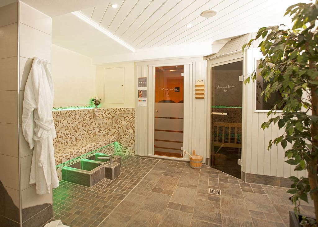Hotel & Ferienappartements Edelweiss Willingen  Kültér fotó