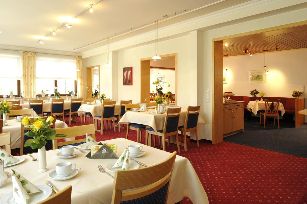 Hotel & Ferienappartements Edelweiss Willingen  Kültér fotó
